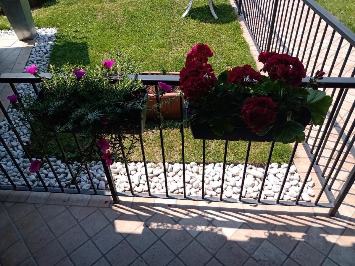 Oxy Holiday Home Iseo Exteriör bild